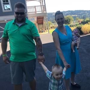 Meet your Posher, Courtney